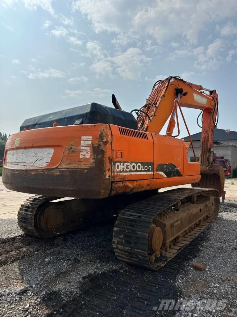 Doosan DH300 Escavatori cingolati