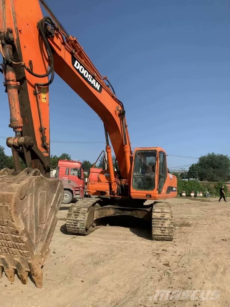 Doosan DH300 Escavatori cingolati