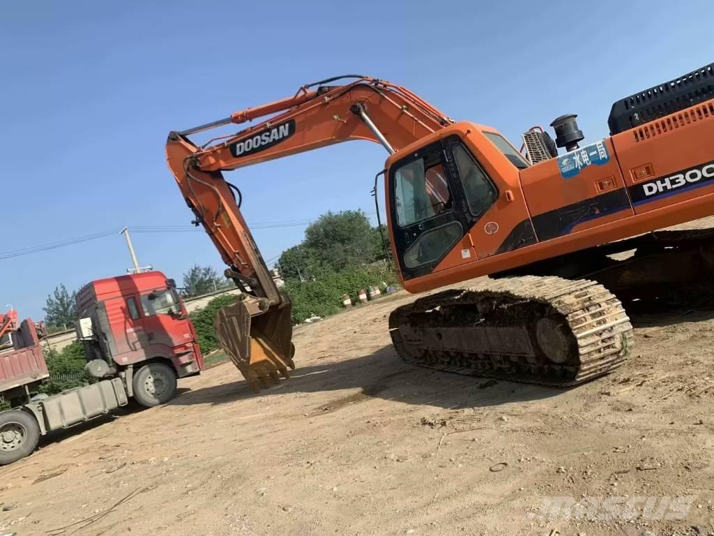 Doosan DH300 Escavatori cingolati