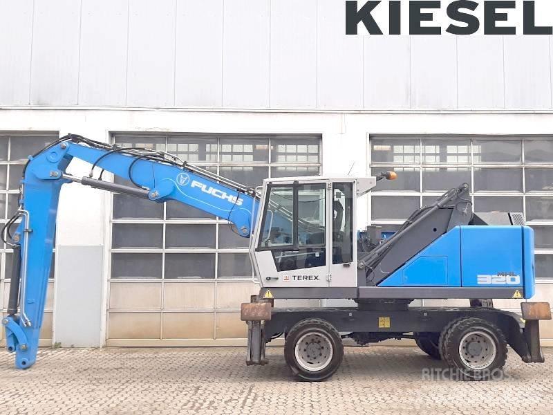 Fuchs MHL 320 F Movimentazione rifiuti