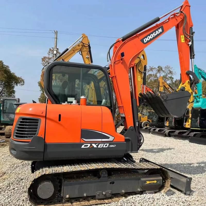 Doosan 60 Escavatori cingolati