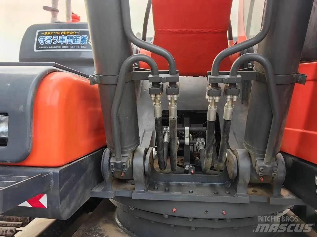Doosan DX225LC-9C Escavatori cingolati