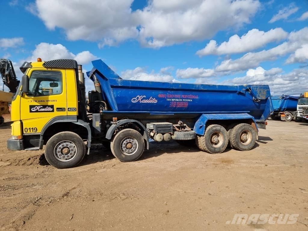 Volvo FM 420 Camion con cassone scarrabile