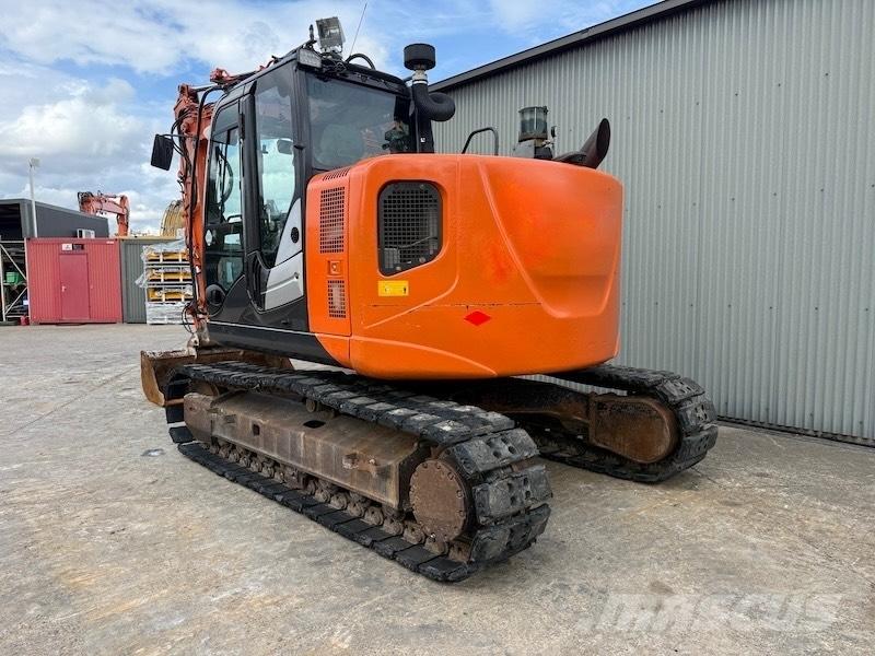 Hitachi ZX 135 US-5B Escavatori cingolati