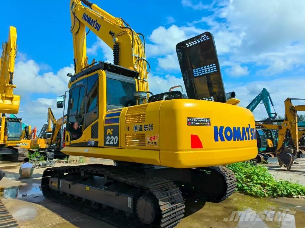 Komatsu PC 220-8 Escavatori cingolati