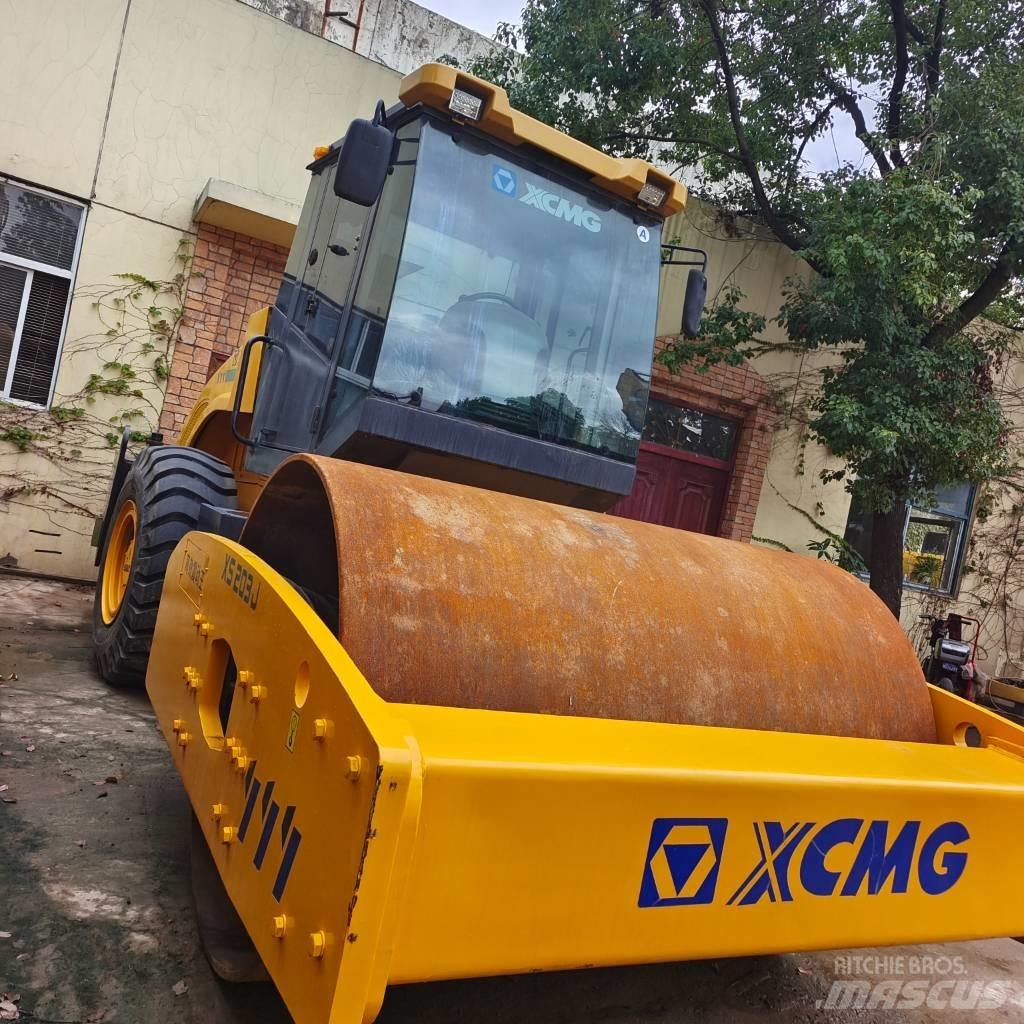 XCMG XS223J Rulli monotamburo
