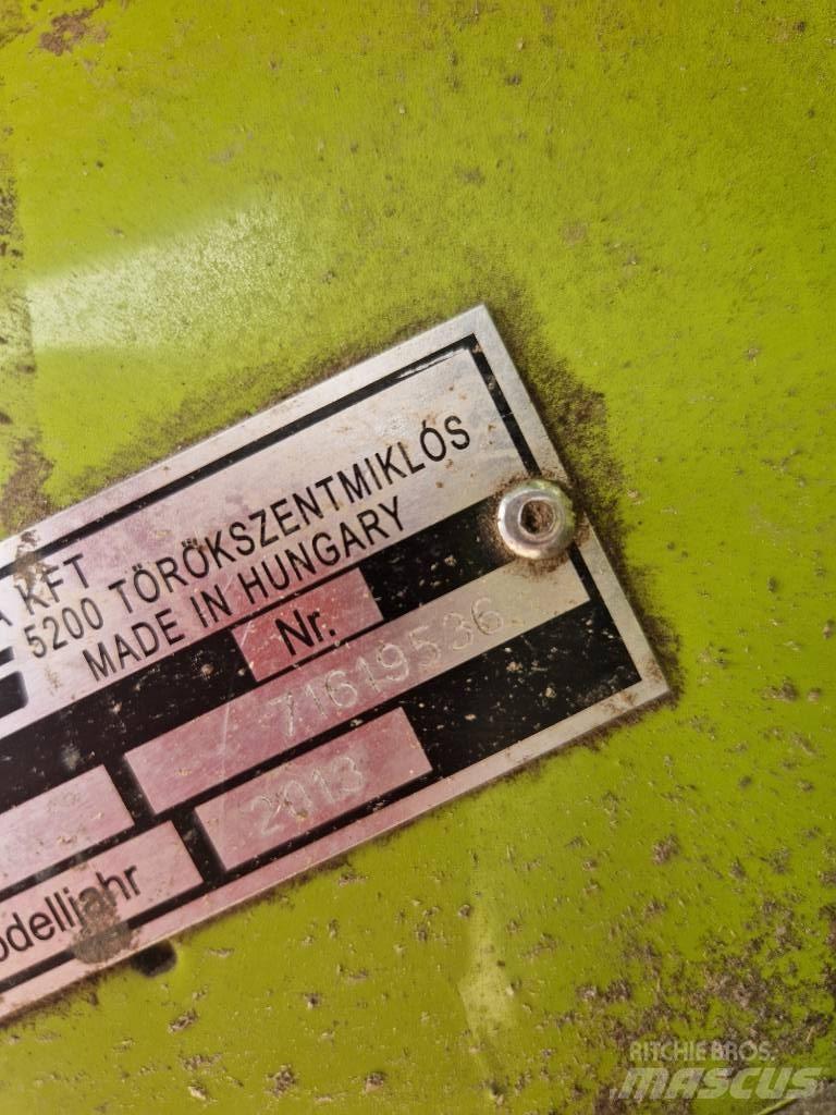 CLAAS Lexion 670 Mietitrebbiatrici