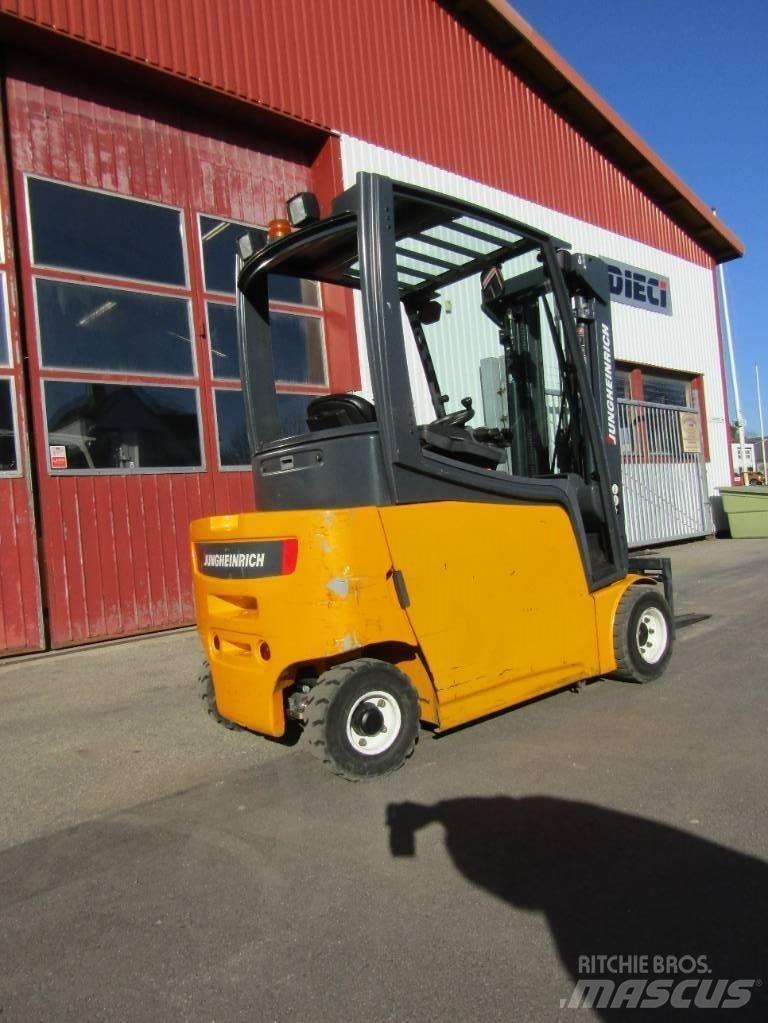 Jungheinrich EFG 320 Carrelli elevatori elettrici
