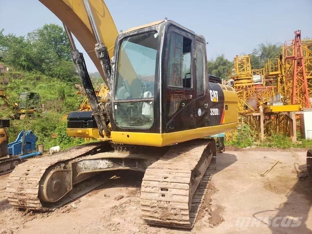 CAT 320 D Escavatori cingolati