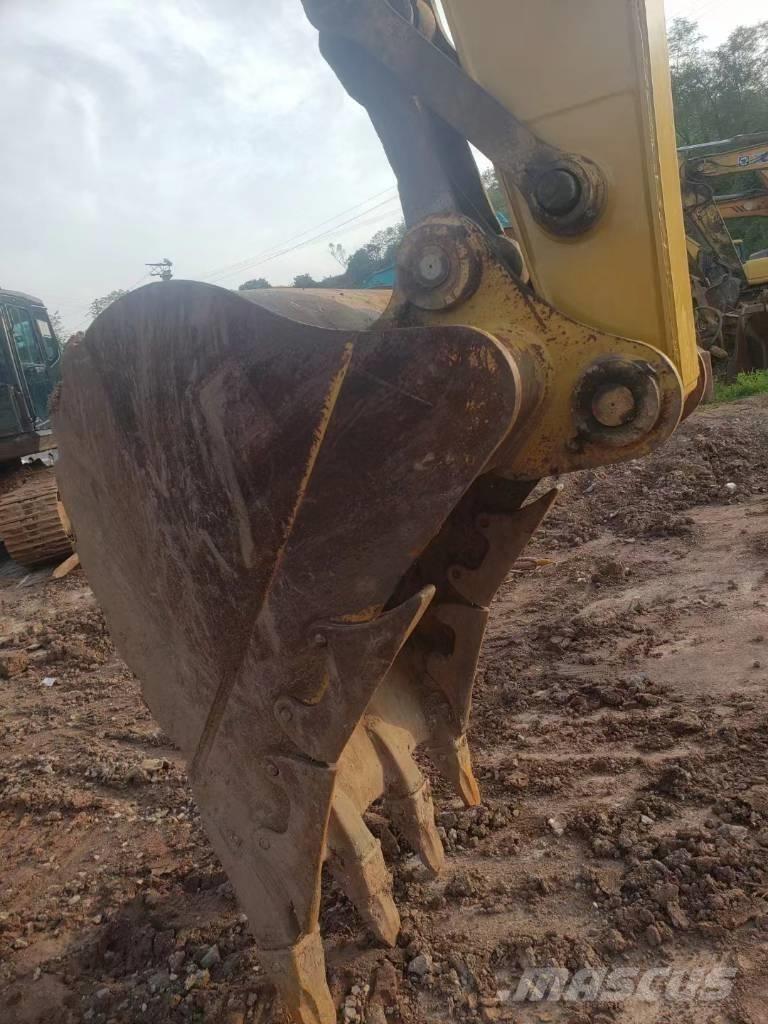 CAT 320 D Escavatori cingolati