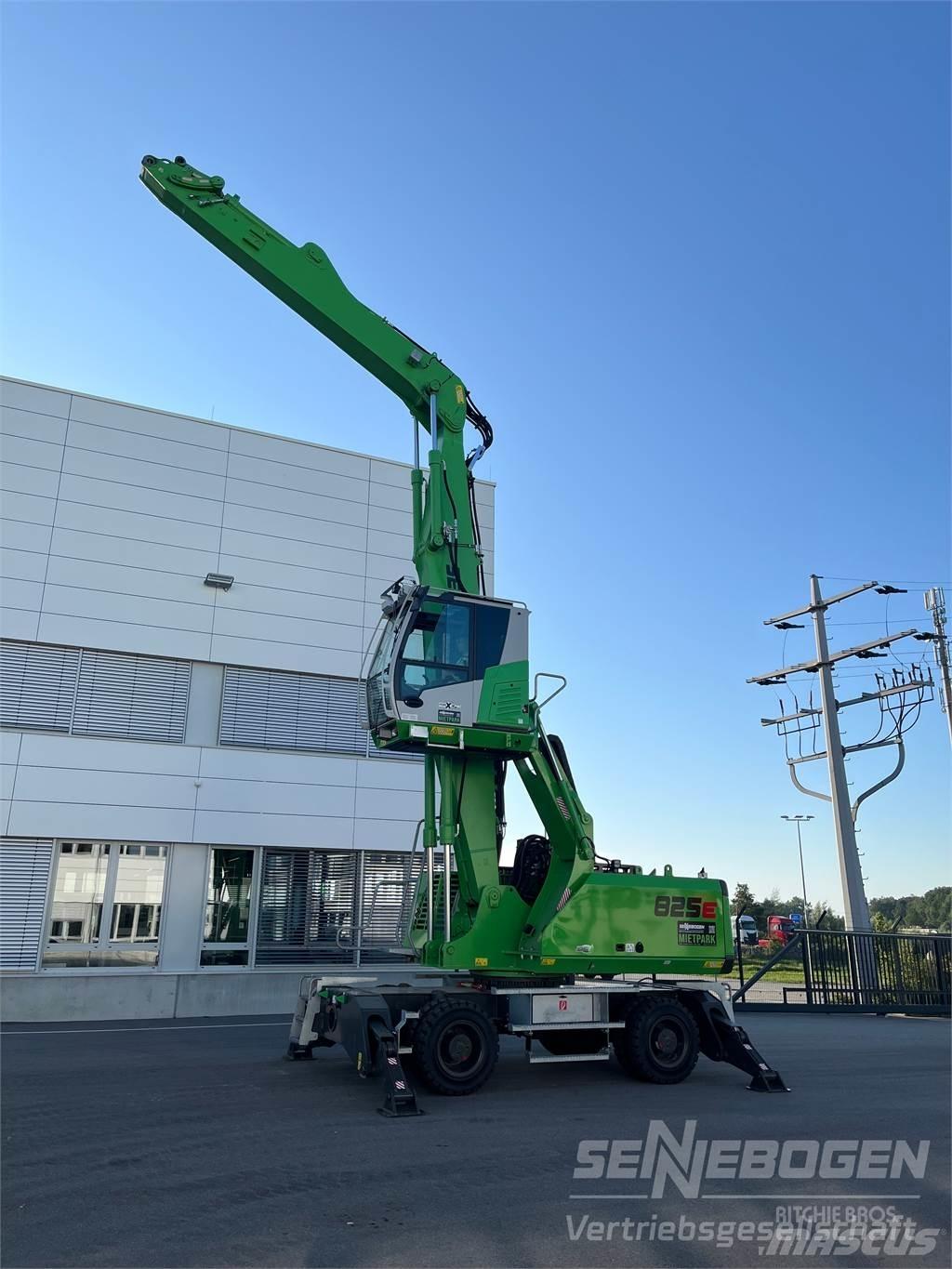Sennebogen 825 M Movimentazione rifiuti
