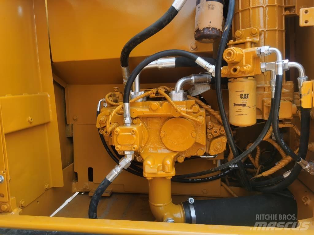 CAT 320 D Escavatori cingolati