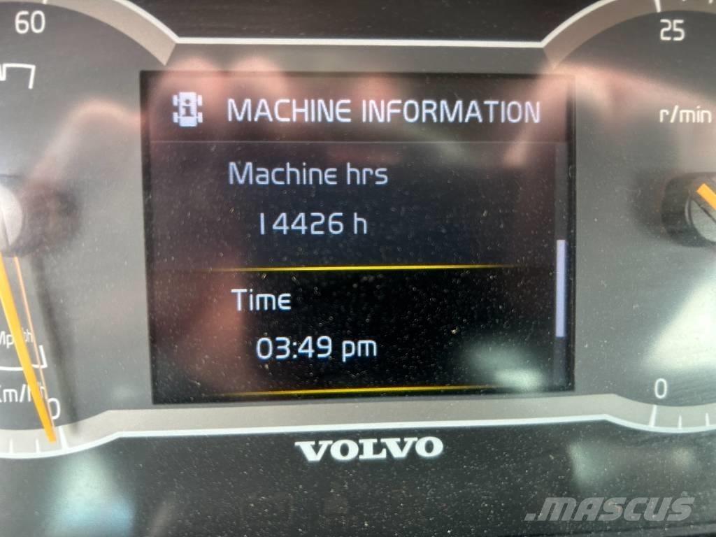 Volvo L 180 H Pale gommate
