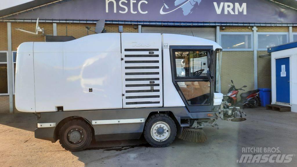 Ravo 530ST Spazzatrici