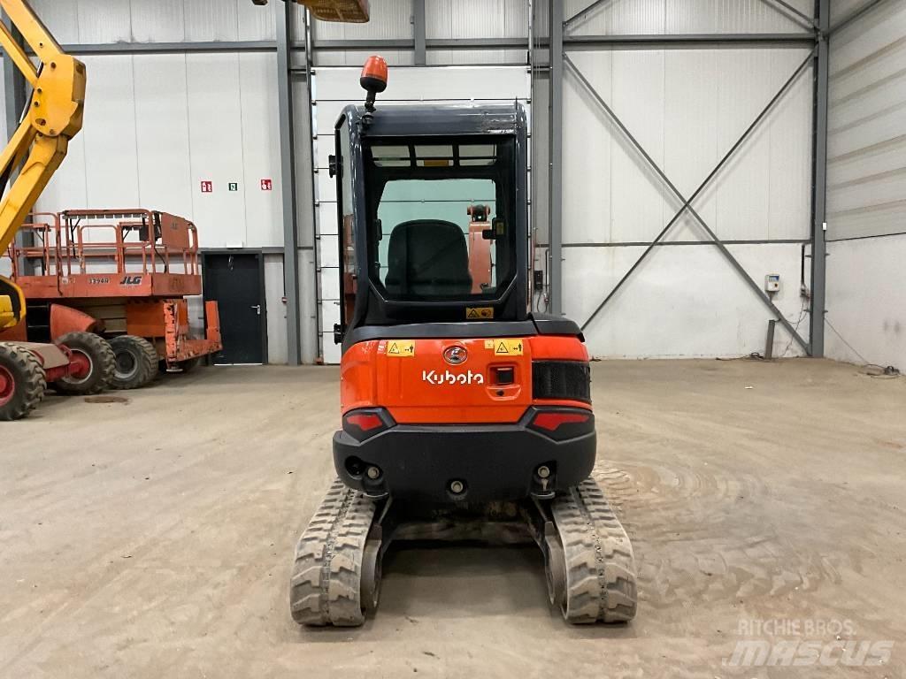 Kubota U 27-4 Miniescavatori