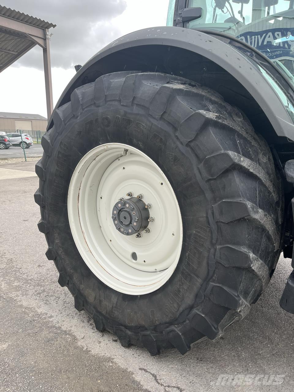 Valtra S374 Trattori