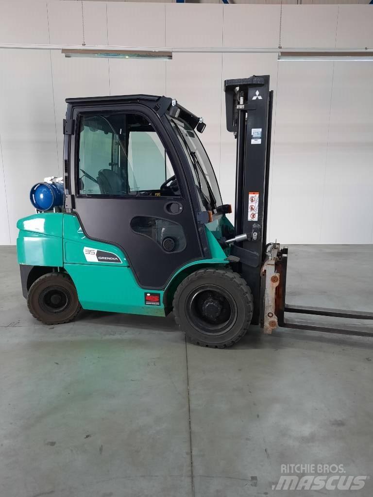 Mitsubishi FG35NT Carrelli elevatori GPL