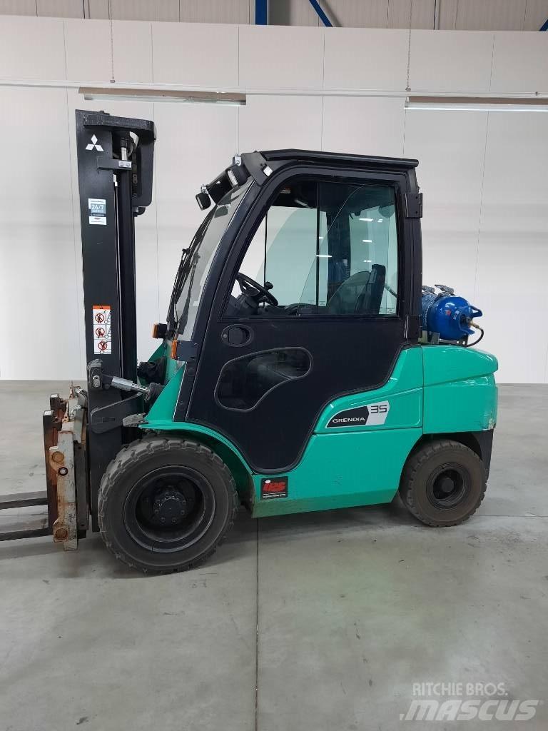 Mitsubishi FG35NT Carrelli elevatori GPL