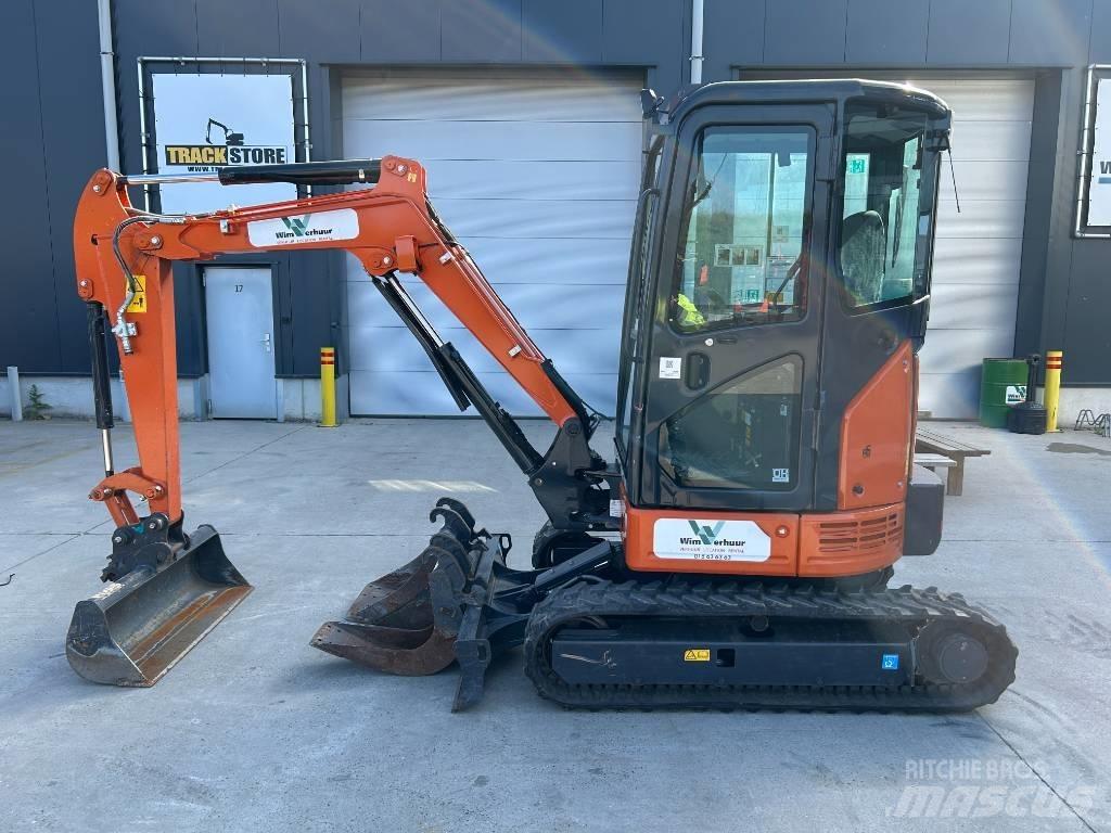 Hitachi ZX 26 U-6 Miniescavatori