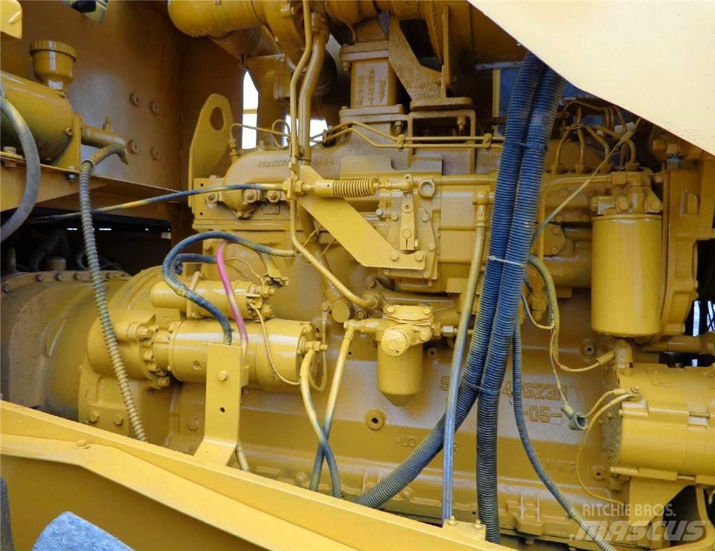 CAT 966 G Pale gommate