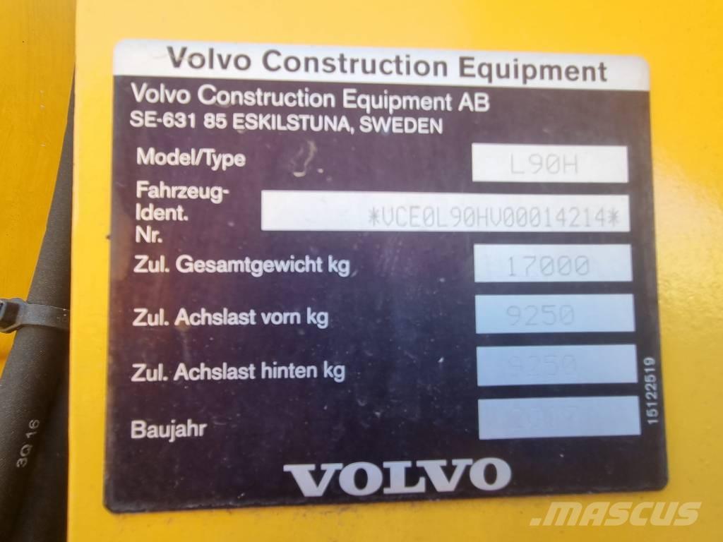 Volvo L 90 H Pale gommate