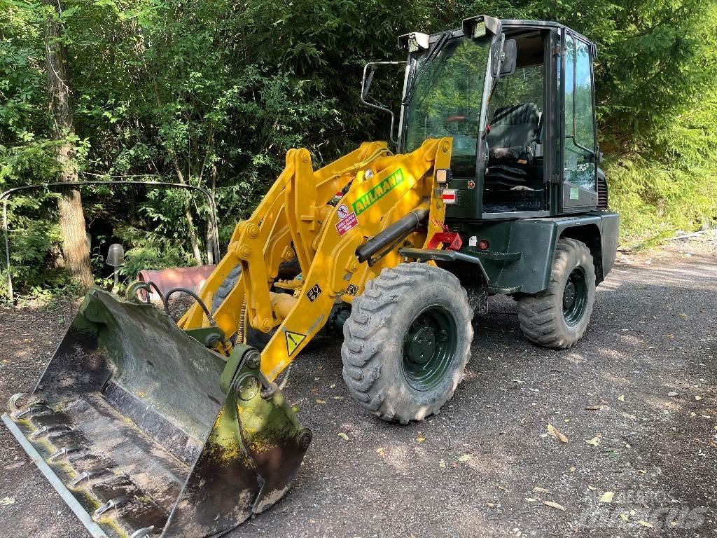 Ahlmann AL 70 E Pale gommate