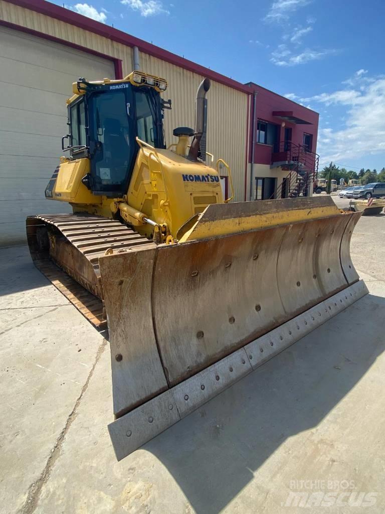 Komatsu D61PX24 Dozer cingolati