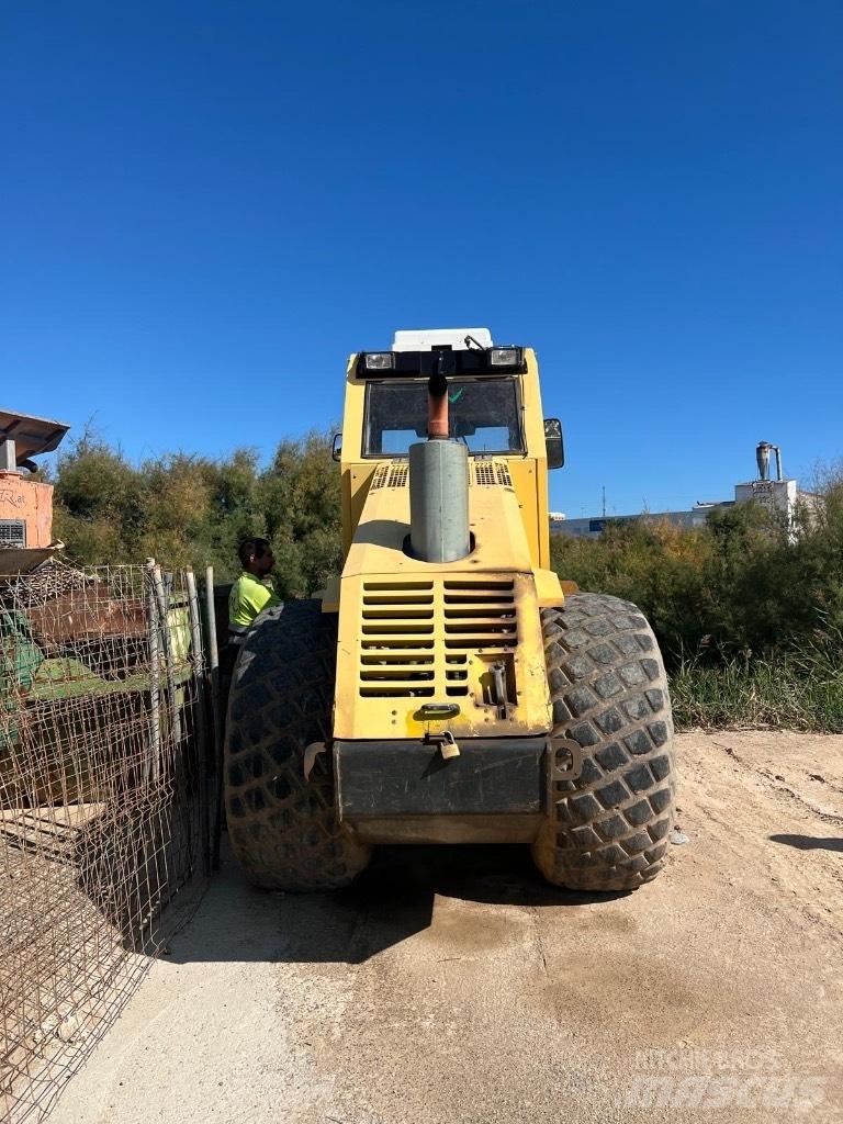Bomag BW 211 D-3 Rulli monotamburo