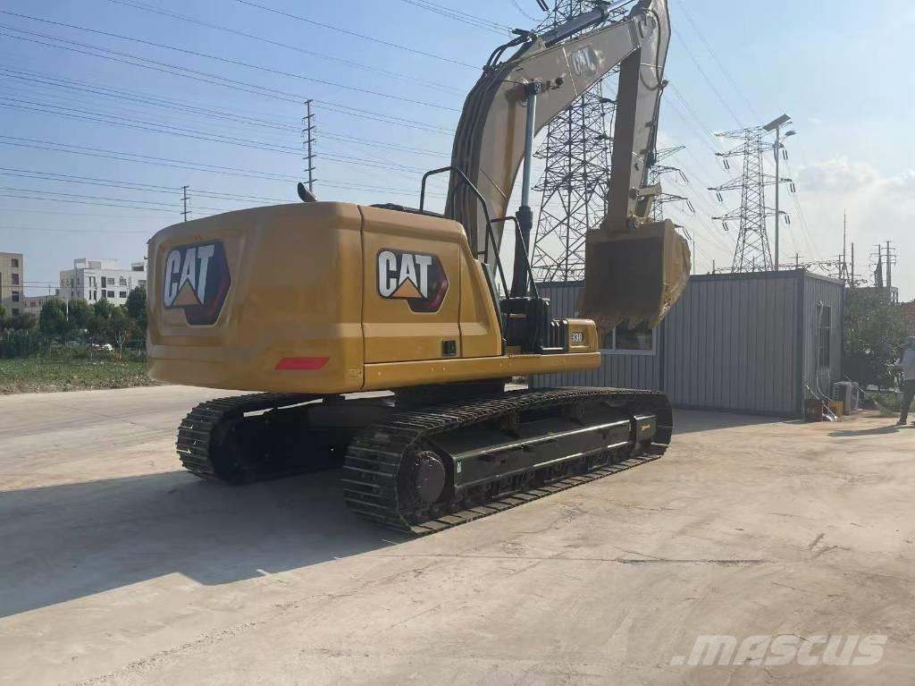 CAT 330 Escavatori cingolati