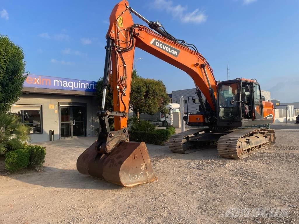 Doosan DX225LC-7 Escavatori cingolati