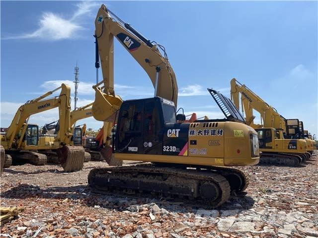 CAT 323D2L Escavatori cingolati