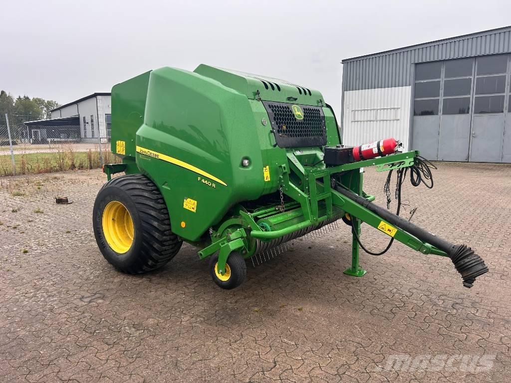 John Deere F 440 Rotopresse