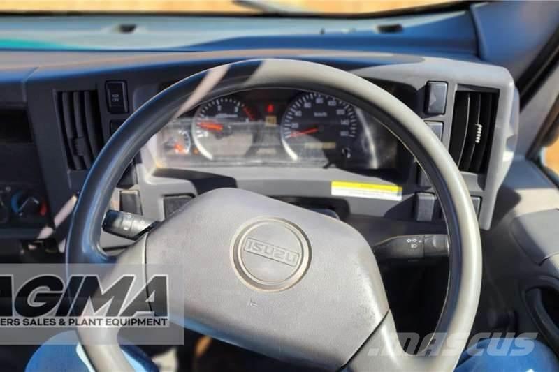 Isuzu NQR500 AMT Camion altro