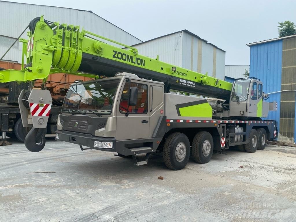 Zoomlion QY50V Gru per tutti i terreni