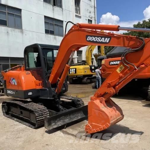 Doosan DH60-7 Miniescavatori