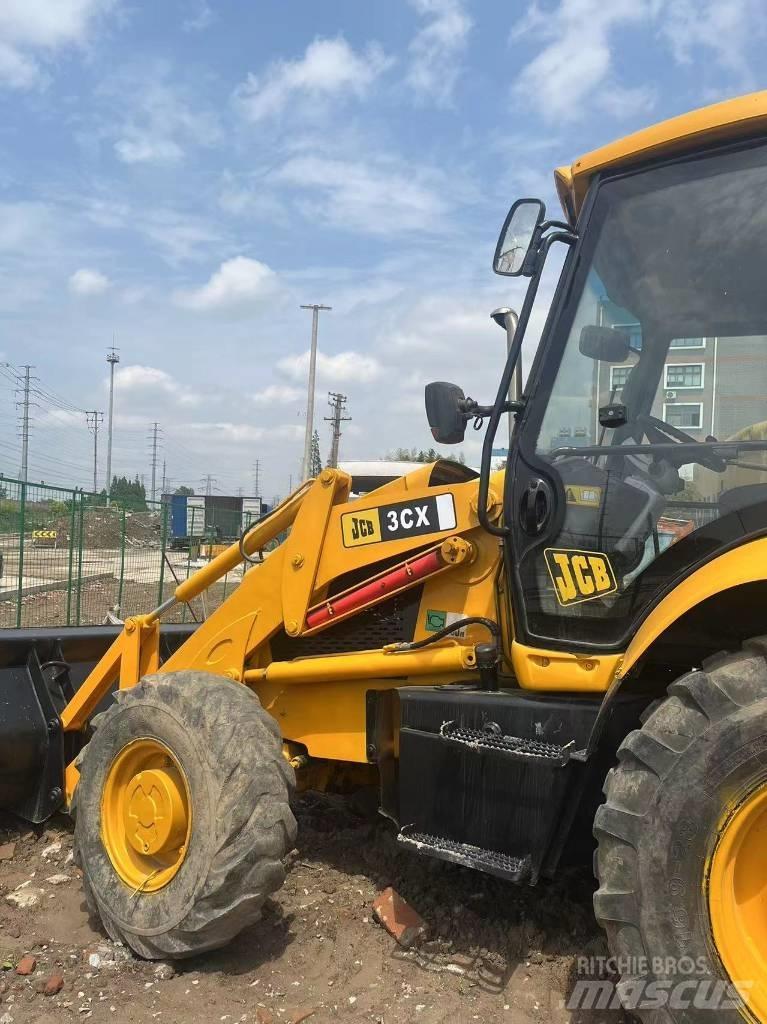 JCB 3 CX Terne