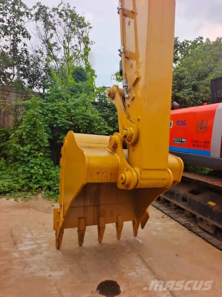 CAT 323 GC Escavatori cingolati