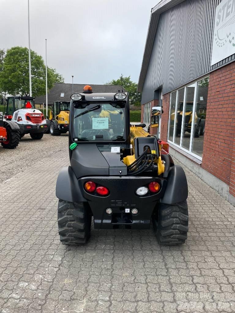 Gehl RS4-14 Pale multiuso