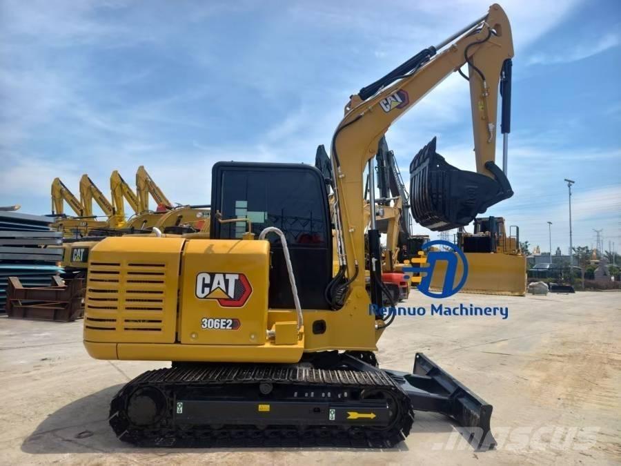 CAT 306E2 Miniescavatori