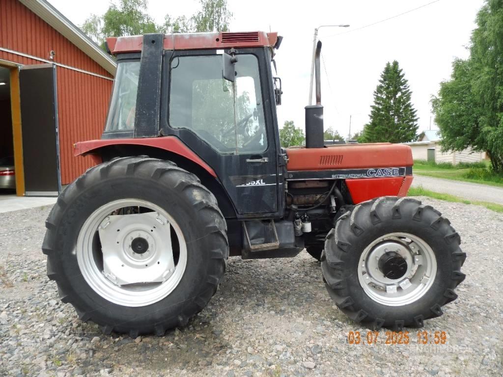 Case IH 685 XL Trattori