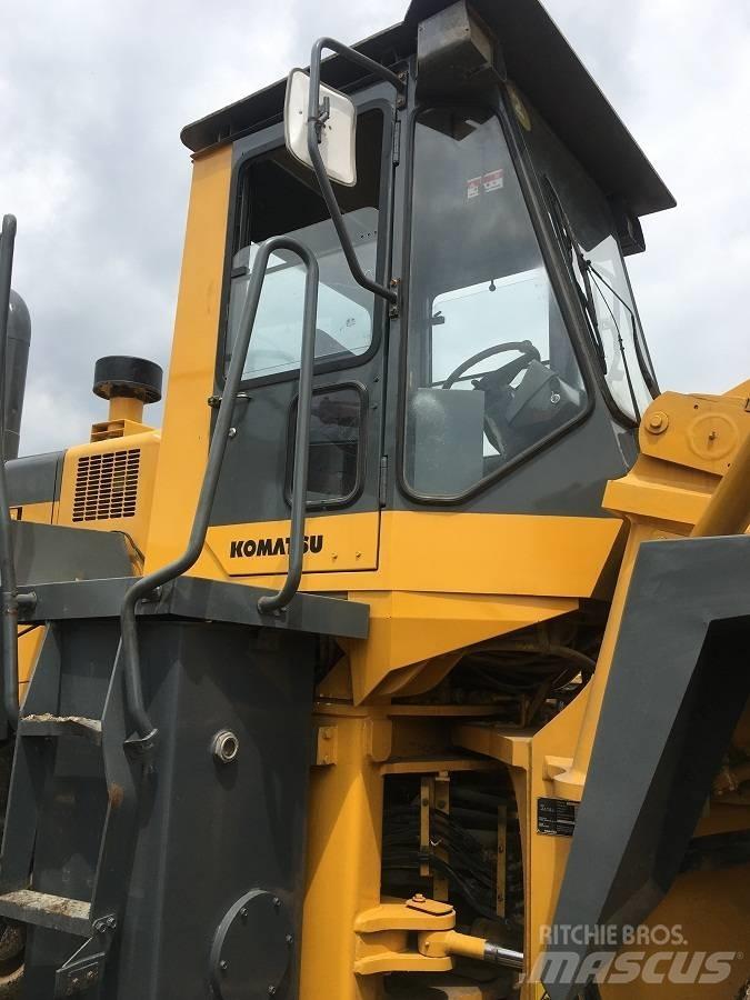 Komatsu wa470-3 Pale gommate