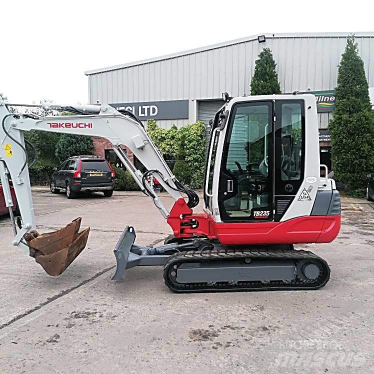 Takeuchi TB235 Miniescavatori