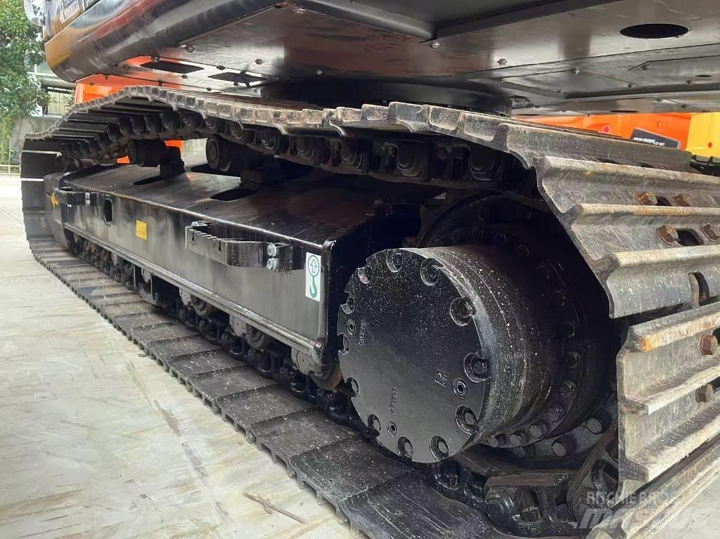 Hitachi zx200 Escavatori cingolati