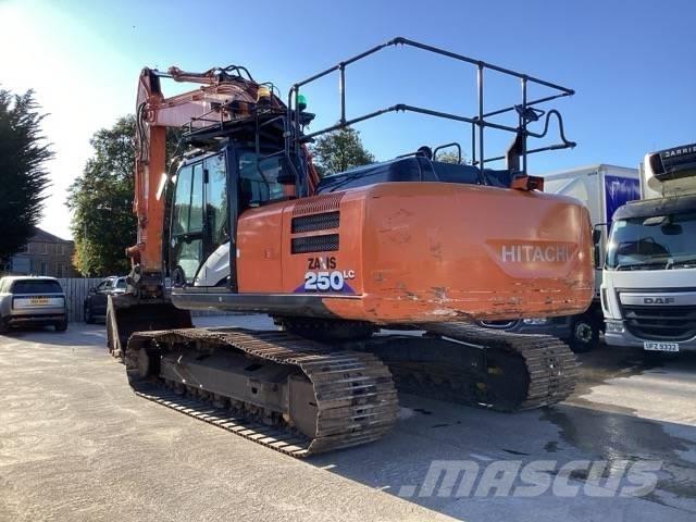 Hitachi ZX 210 LC-6 Escavatori cingolati