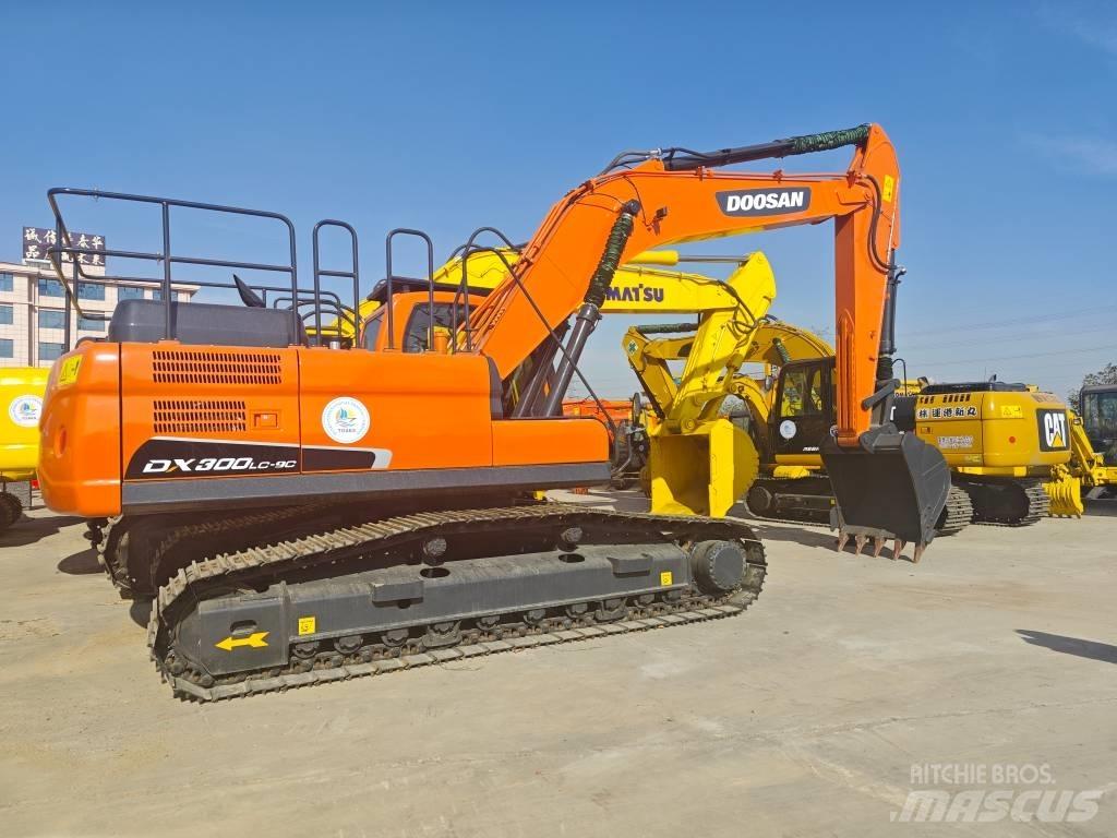 Doosan DX 300 Escavatori cingolati