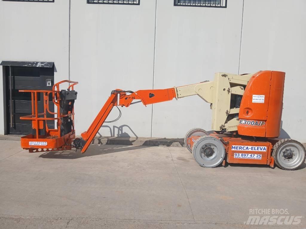 JLG E 300 AJ Piattaforme a braccio articolato