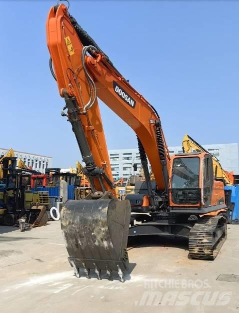 Doosan DX300 Escavatori cingolati