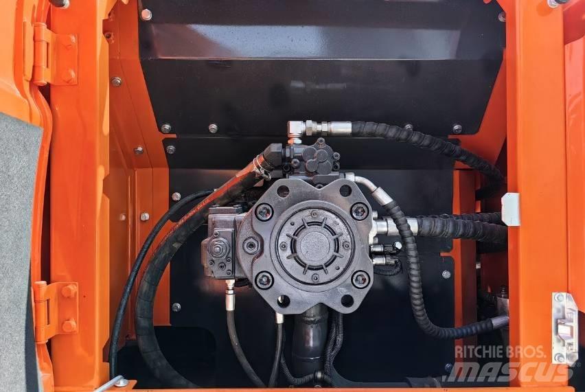 Doosan DX300 Escavatori cingolati