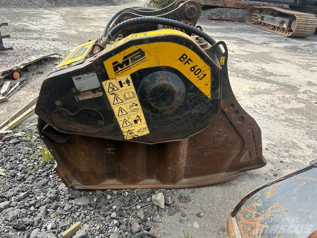 MB Crusher BF 60.1 Benne frantumatrici