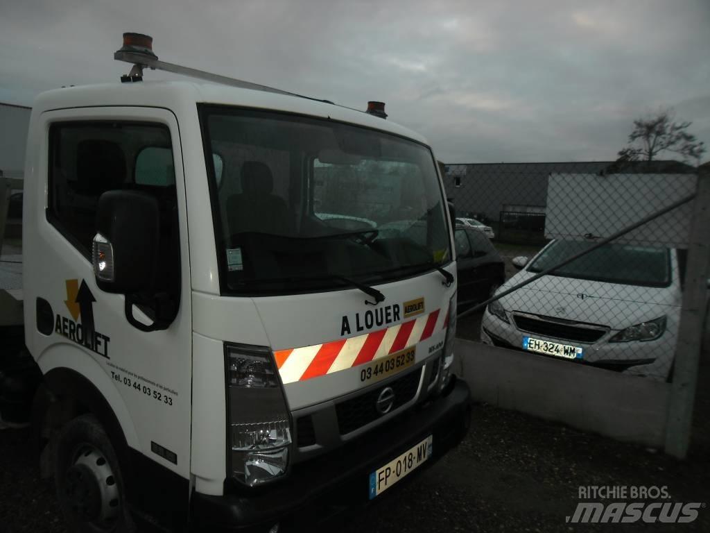 Nissan 35.15 Trasportatore per veicoli